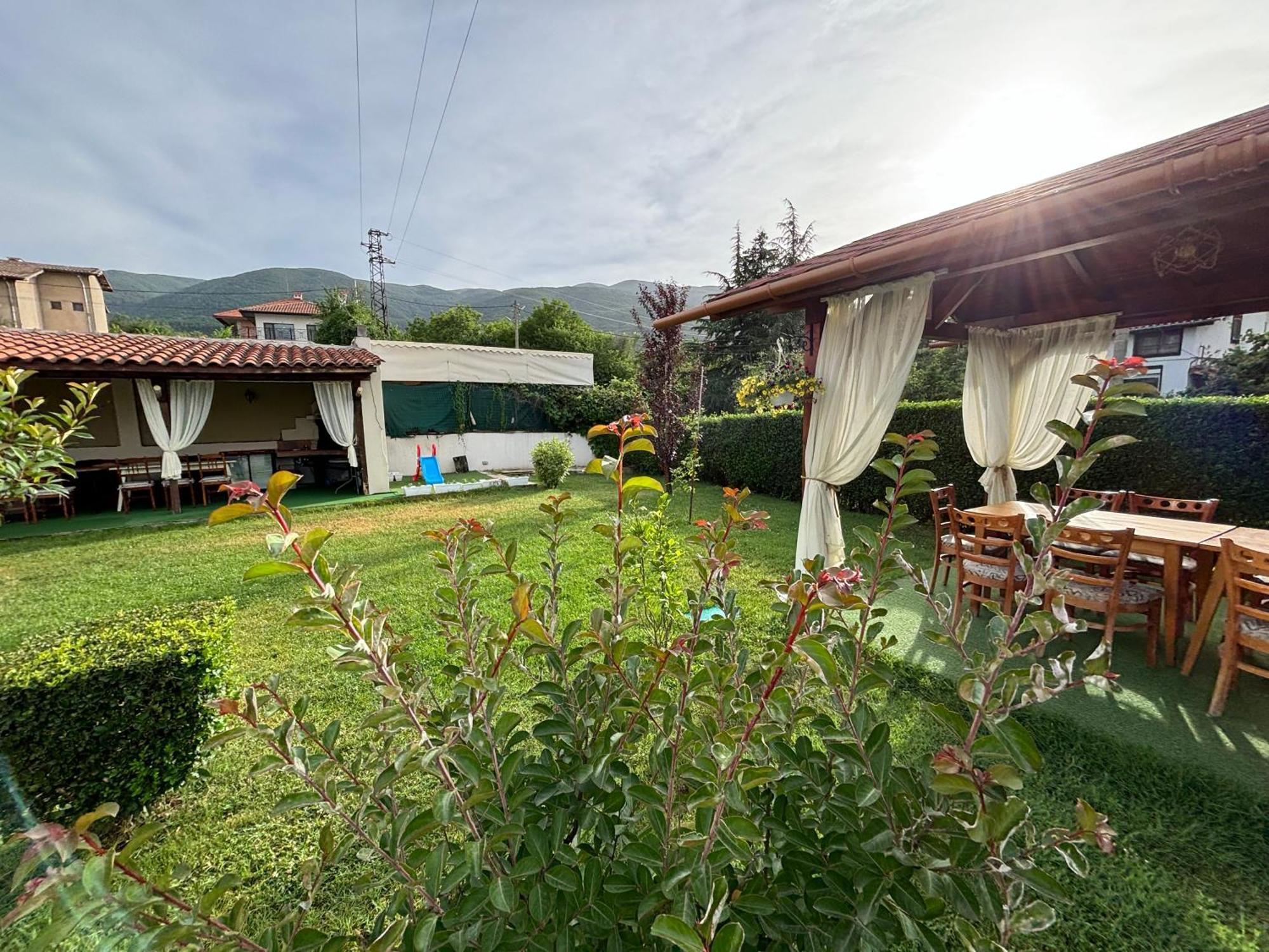 Вила Флора Паталеница Exterior foto