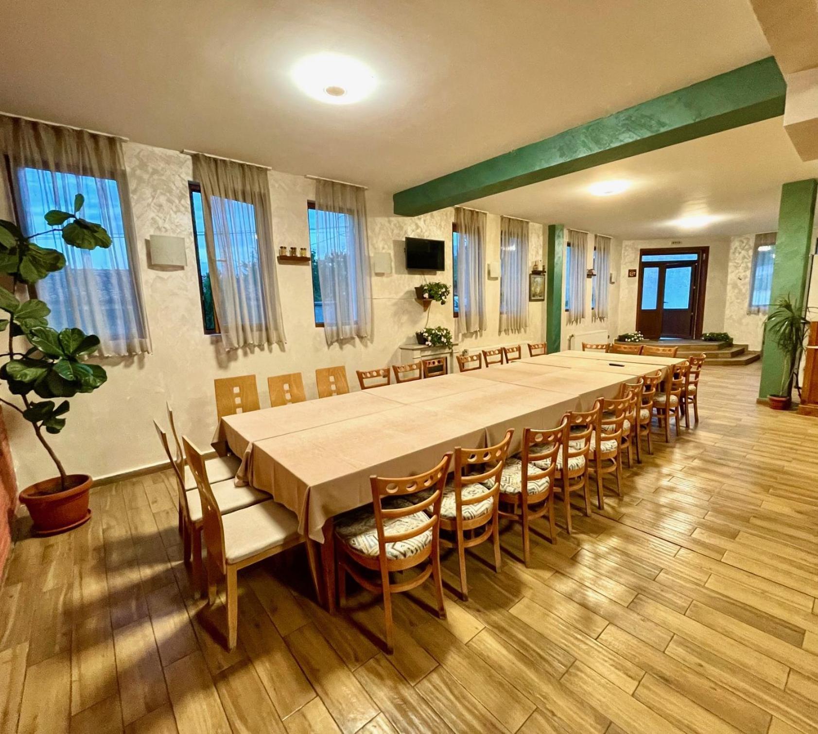 Вила Флора Паталеница Exterior foto