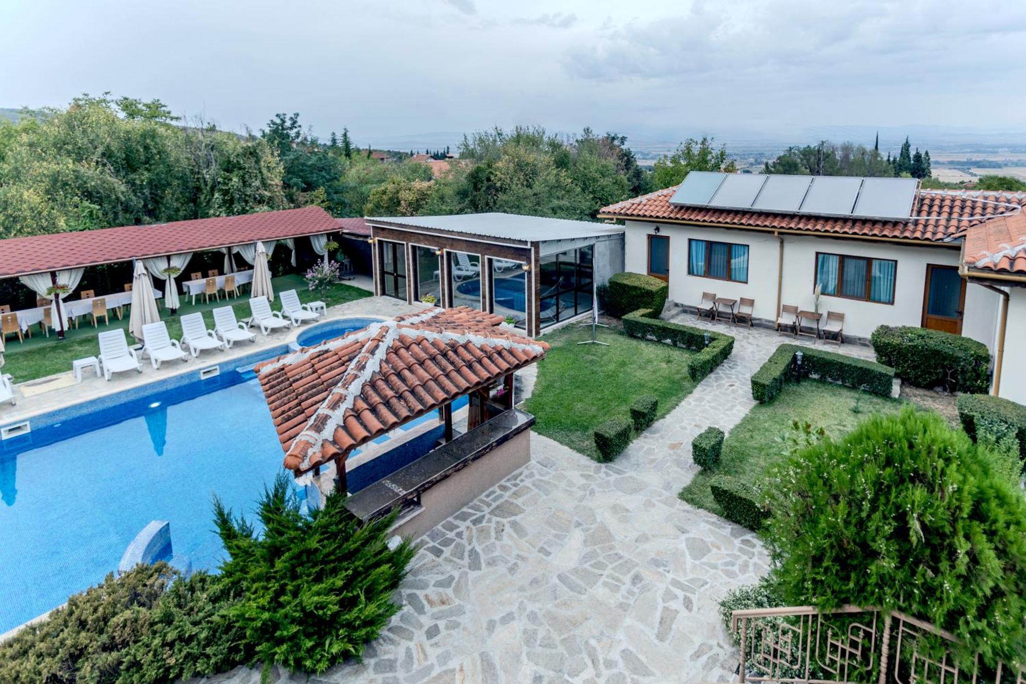 Вила Флора Паталеница Exterior foto