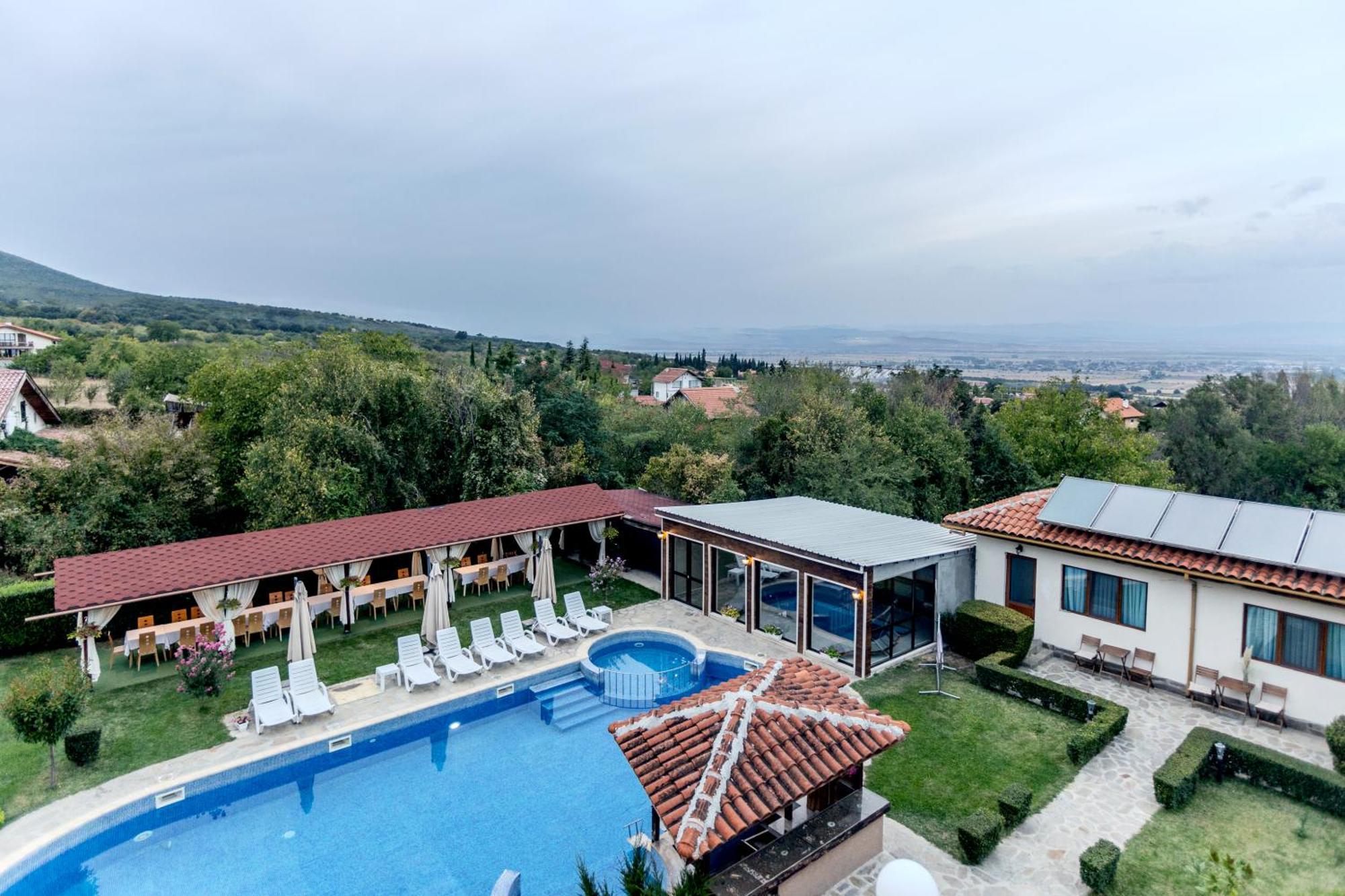 Вила Флора Паталеница Exterior foto
